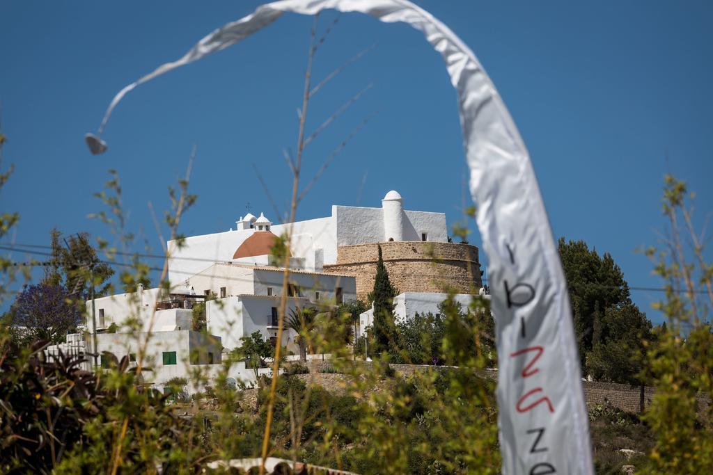 فندق Ibizazen سانتا أيُلاريا ذيس ريو المظهر الخارجي الصورة